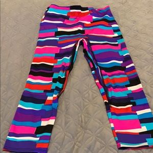 K-DEER Capri Leggings, Medium